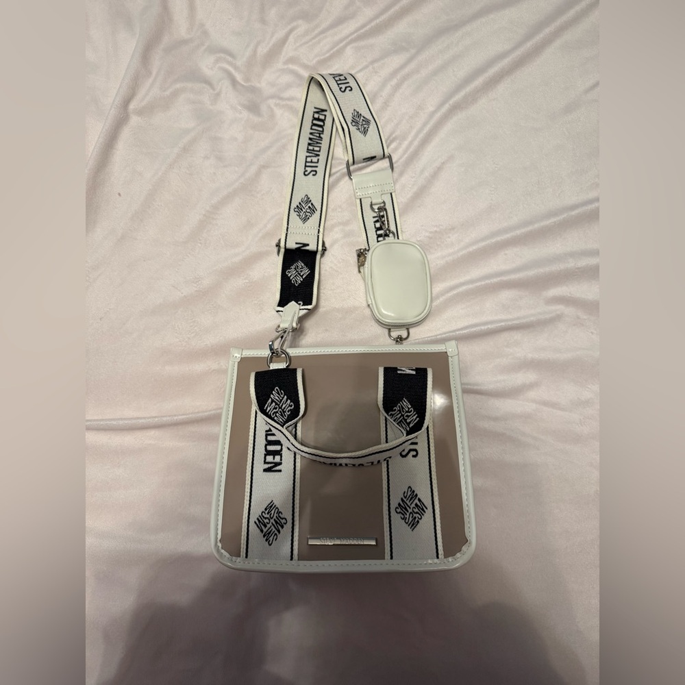 Steve Madden White and Tan Bag